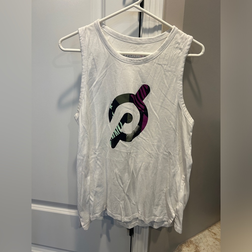 Peloton Tank Top Women’s Large Athletic Top Activewear